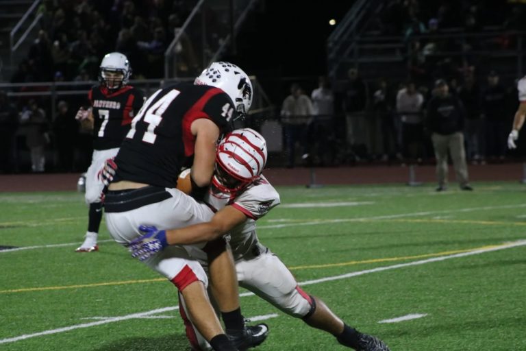 Fleetwood bounces back after trailing last 6 quarters, tops high