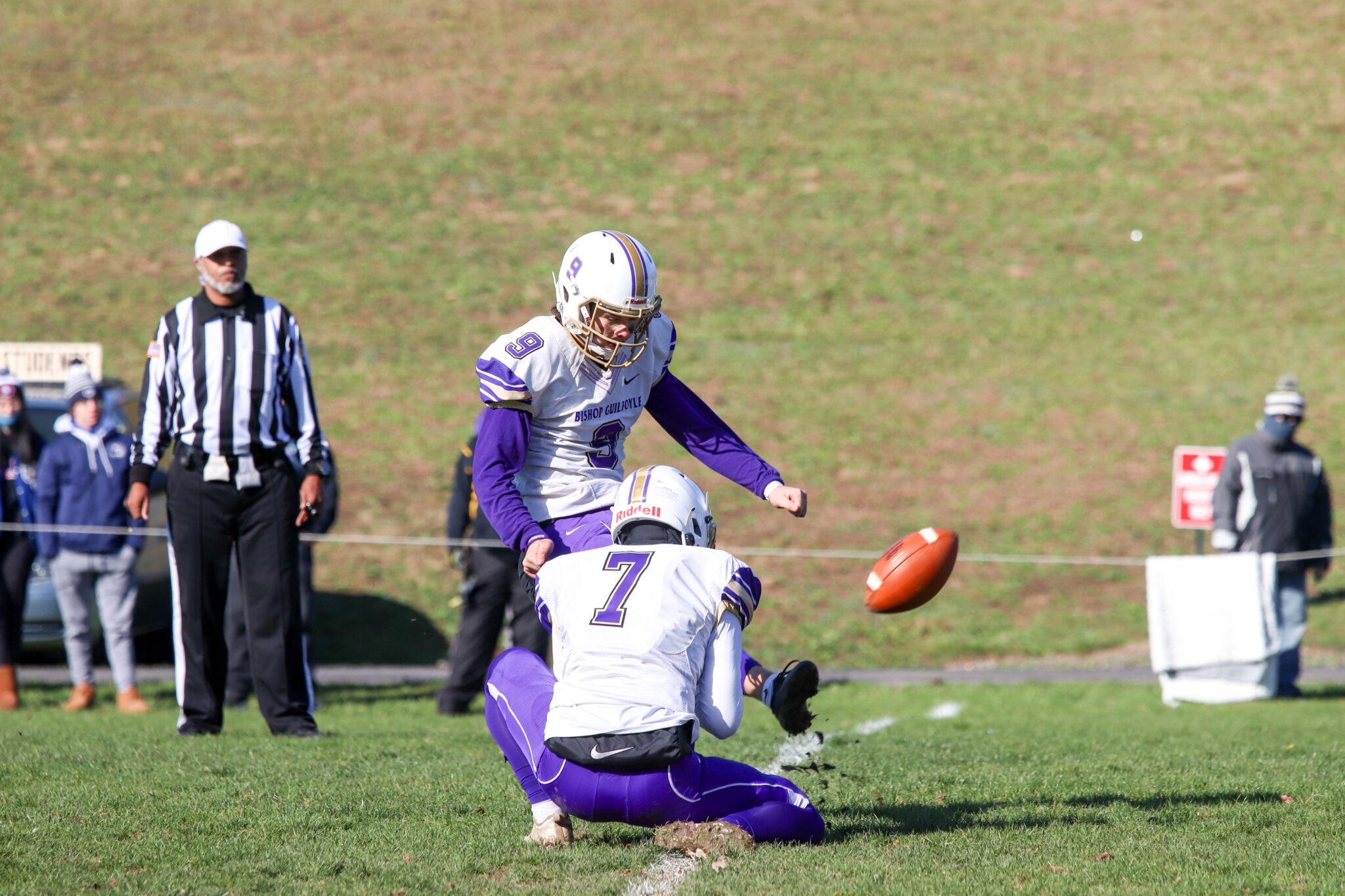 Bishop Guilfoyle Wears Down Conemaugh Valley (@BGMarauderFBall @CVBlueJays) โ PA Football News Bishop Guilfoyle Wears Down Conemaugh Valley (@BGMarauderFBall @CVBlueJays) โ PA Football News
