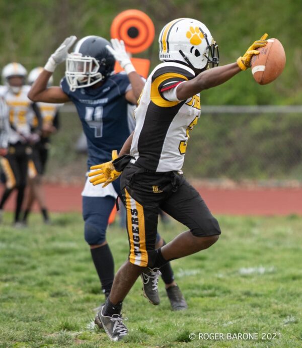 Kensington Relies on Defensive Effort to Down Roxborough /Gallery