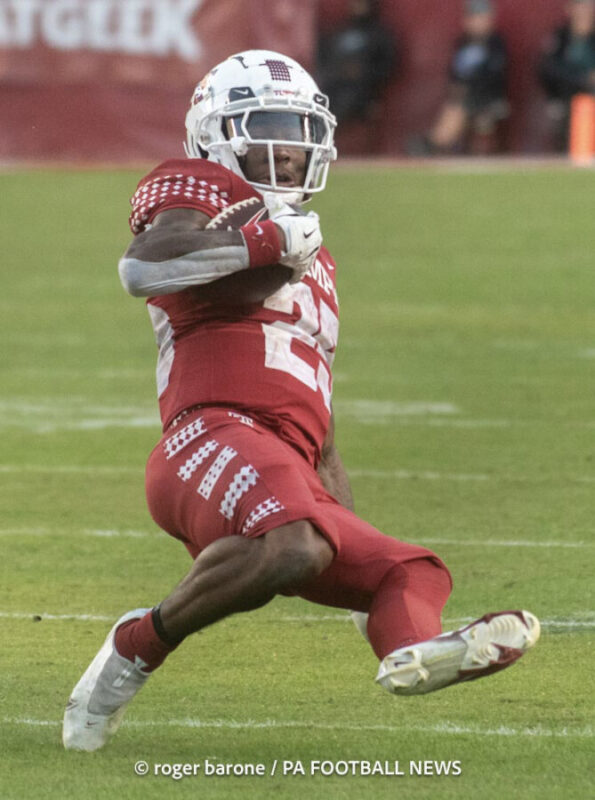 44-tulsa_temple_football-951