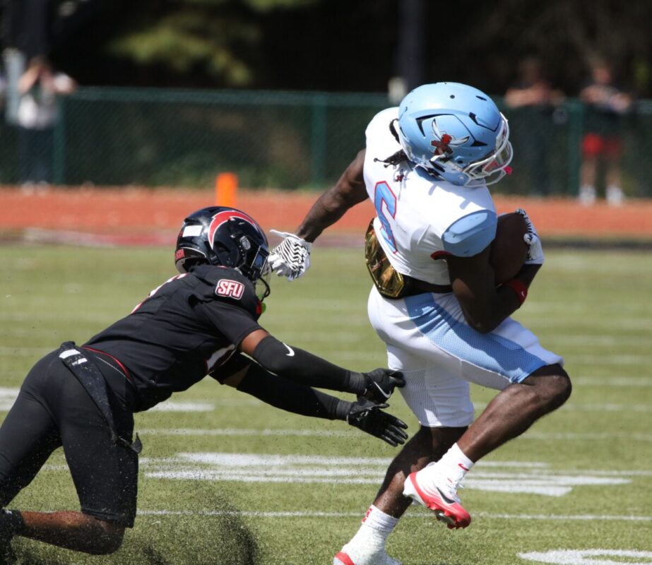 The Delaware State Hornets came a calling to DeGol Field to take on the Saint Francis Red Flash & dominated with a ground attack to take the victory 39-10 (photo gallery)