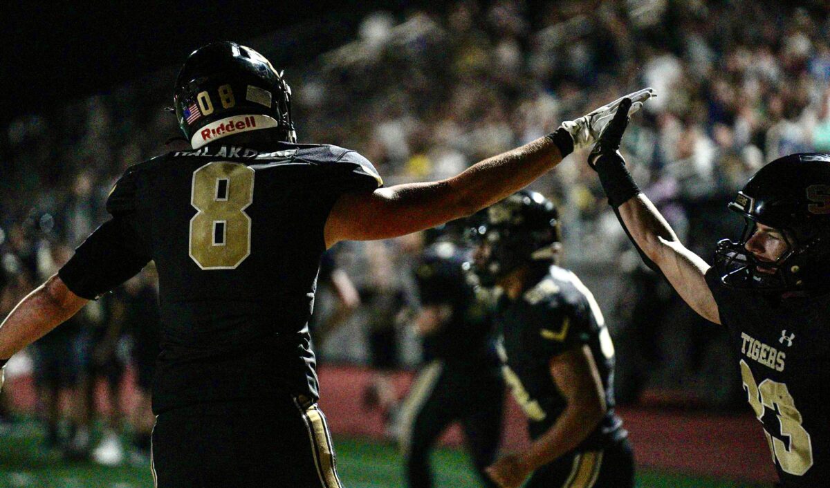 Tigers Trounce Tornadoes