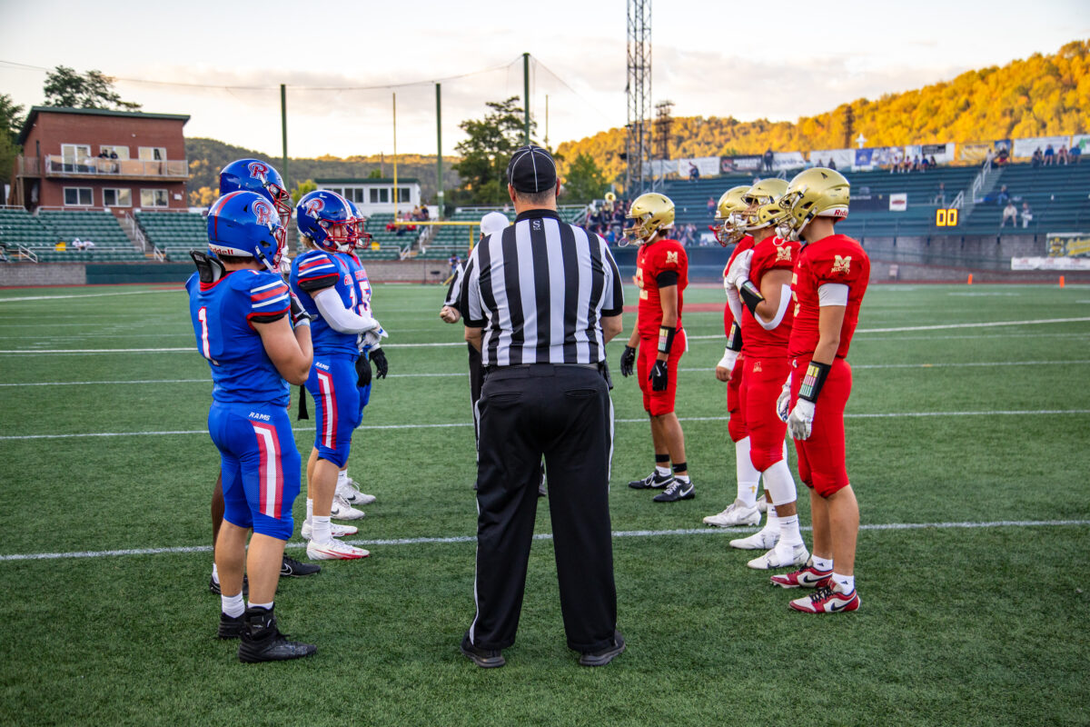 #7 Bishop McCort vs #5 Richland — Photo Gallery
