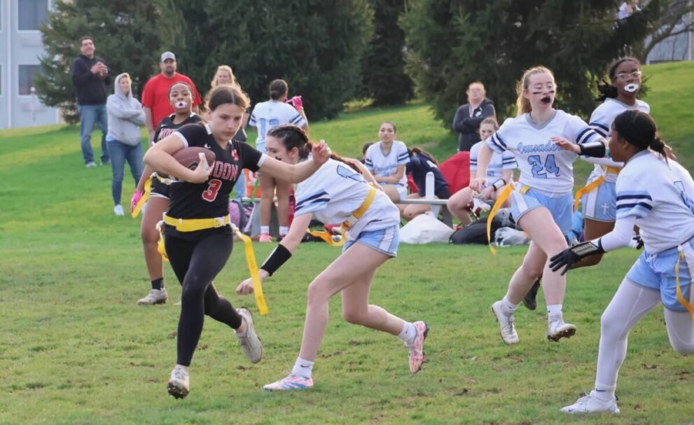 Moon girls thump Propel. top Quaker Valley. Syd Ray 8 td passes.