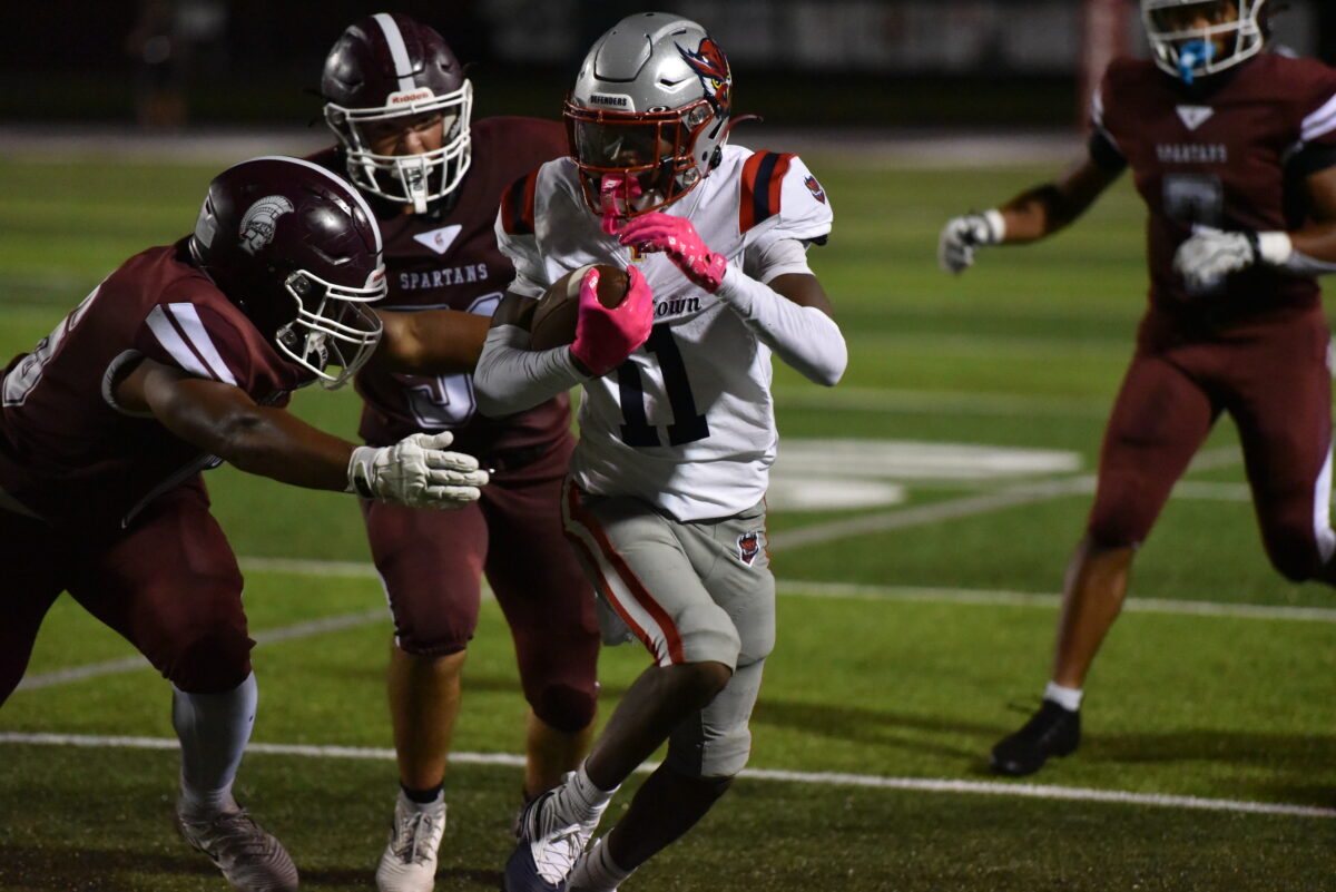 Youngstown Wins Historic Debut, 13-10 Over Boardman