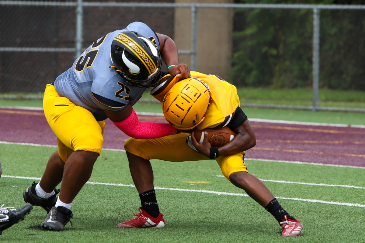 Ohio Spotlight: Akron North 8, Cleveland East Tech 6 (PHOTO GALLERY)