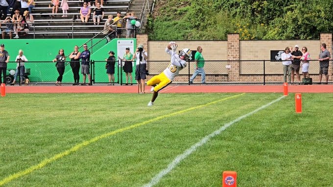 Notre Dame-Green Pond takes care of business “up on the hill” at Pen Argyl to keep record perfect