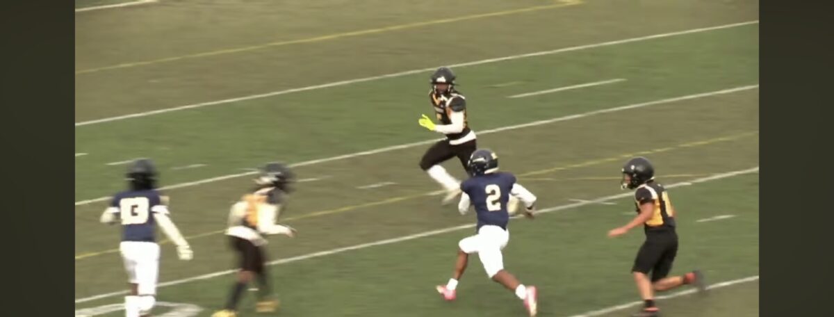 Kipp Dubois rallies to defeat Kensington