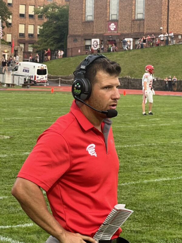 Mount Carmel Pulls Away From Pottsville