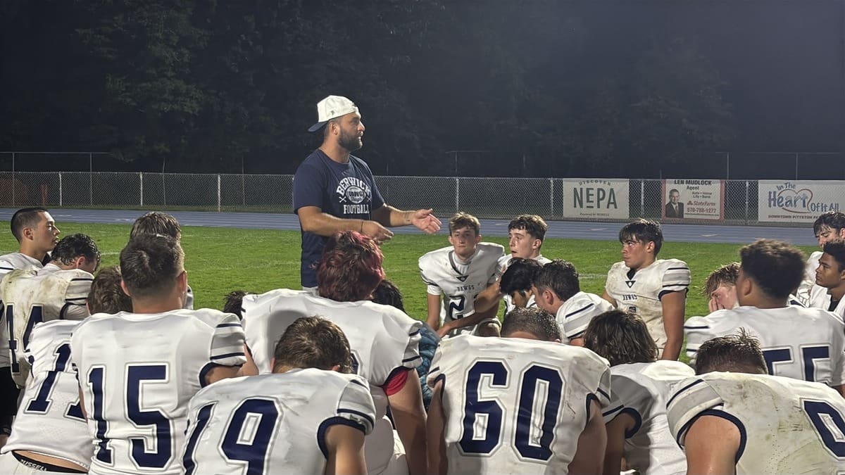 Berwick Overcomes Sloppy Start to Defeat Pittston Area 36-17 (Video Highlights)
