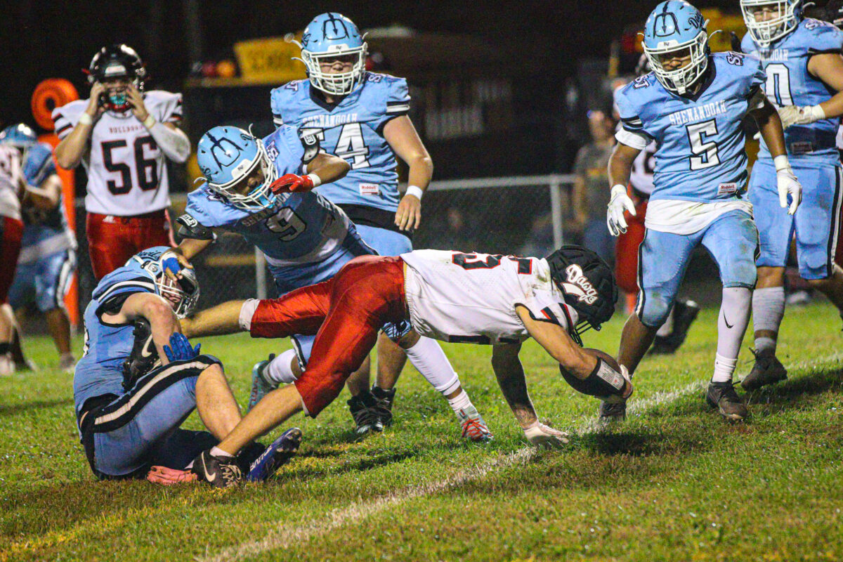Tri vallry Dominates Shenandoah to win 49-10