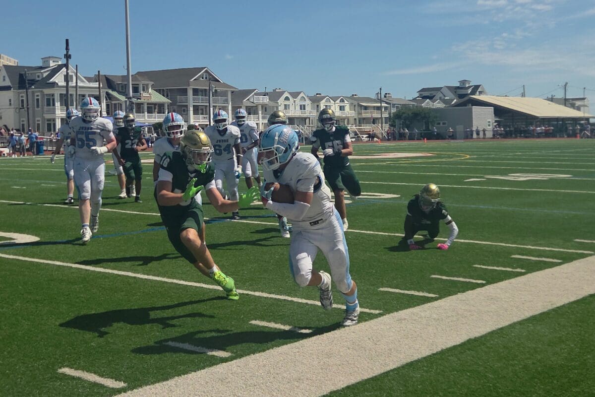 Father Judge Downs Lansdale Catholic In Defensive Showdown 15-6