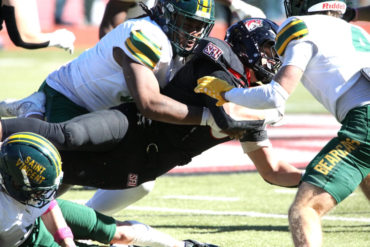The Saint Vincent Bearcats (3-2) come out swinging in the 2nd half to take down the Saint Francis Red Wolves (0-4) 17-14 (photo gallery)