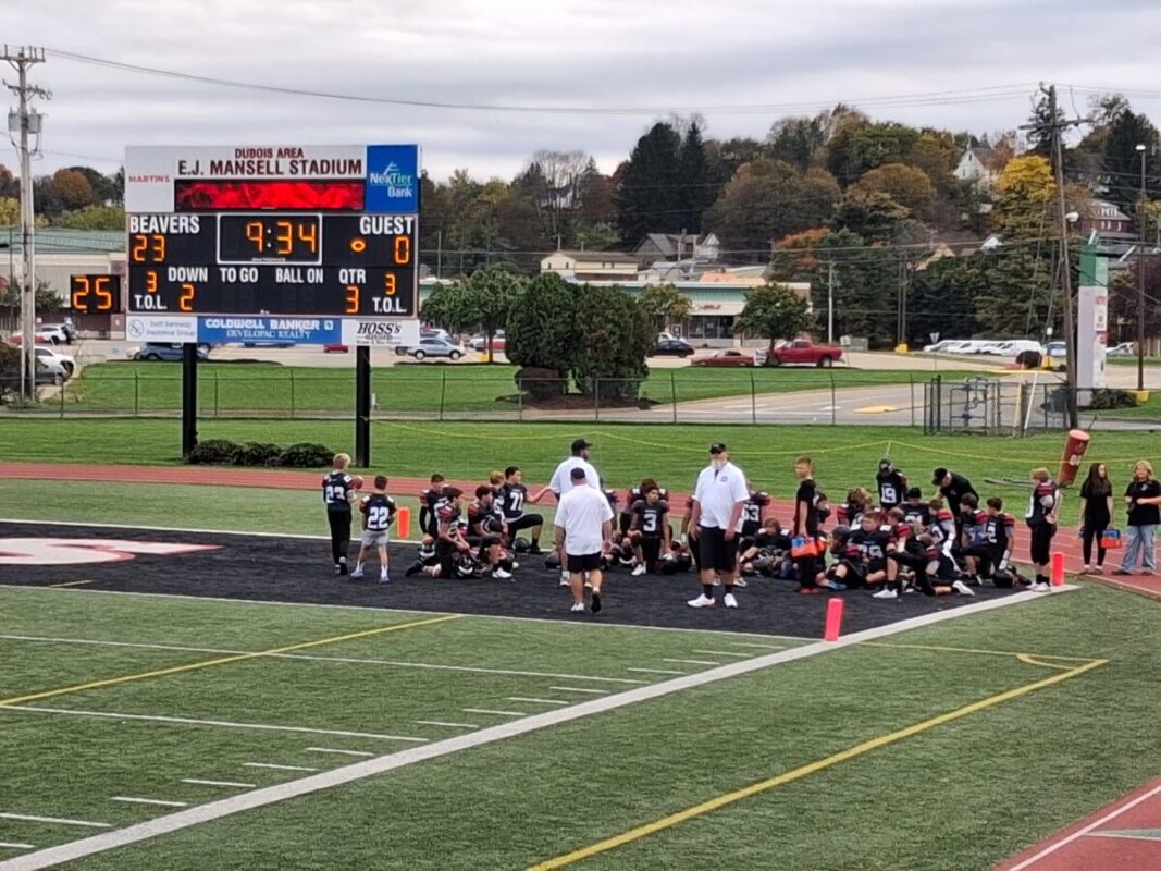 DuBois Junior High Ups Record to 6-0 by Beating Karns City 36-6